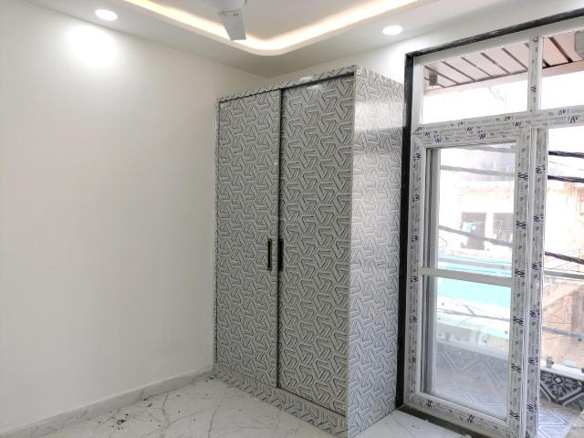 3 BHK Independent Builder Floor in Sector 16 Dwarka for resale New Delhi. The reference number is 19972094