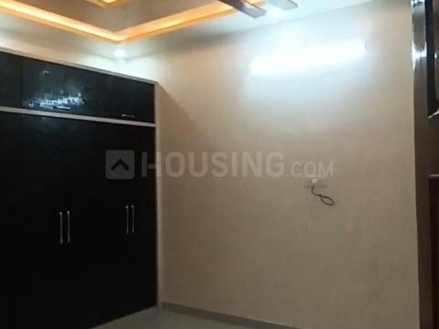 3 BHK Independent Builder Floor in Central Jail Road for rent Varanasi. The reference number is 20370003