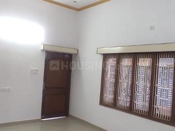 3 BHK Independent Builder Floor in Central Jail Road for rent Varanasi. The reference number is 20532822