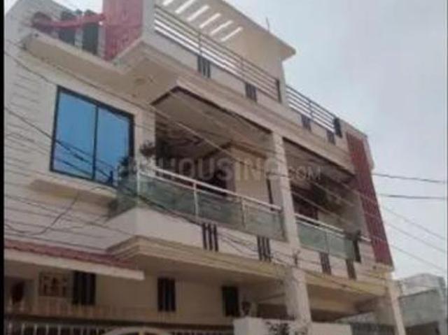 3 BHK Independent Builder Floor in Central Jail Road for rent Varanasi. The reference number is 20992073