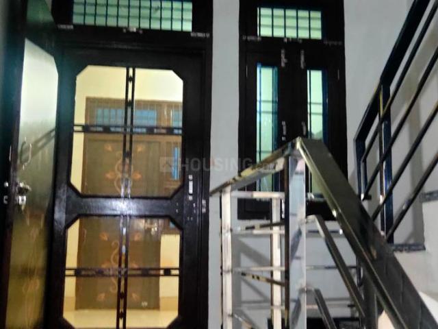 3 BHK Independent Builder Floor in Chipiyana Buzurg for rent Ghaziabad. The reference number is 13810932