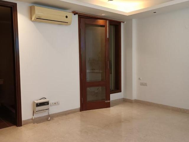 3 BHK Independent Builder Floor in Chittaranjan Park for rent New Delhi. The reference number is 10156486