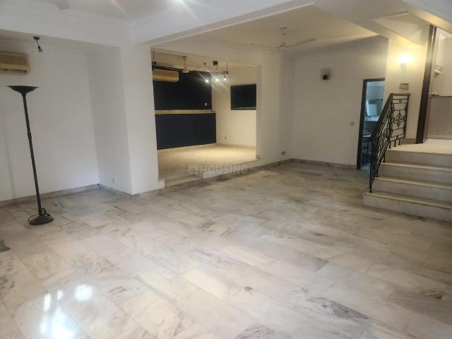 3 BHK Independent Builder Floor in Chittaranjan Park for rent New Delhi. The reference number is 19080387