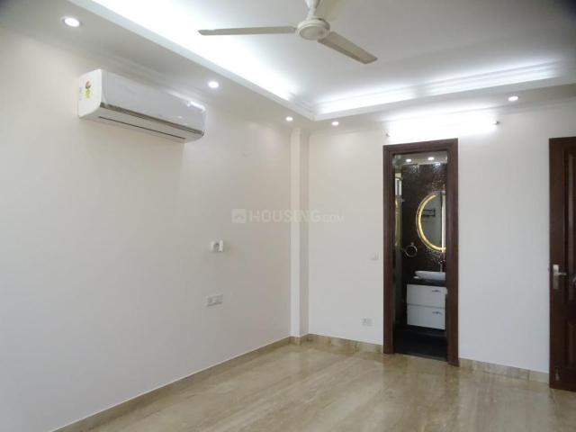3 BHK Independent Builder Floor in Chittaranjan Park for rent New Delhi. The reference number is 20448276