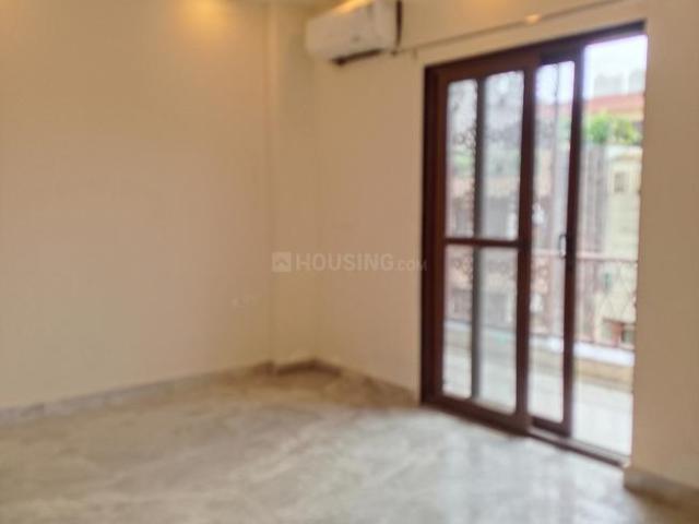 3 BHK Independent Builder Floor in Chittaranjan Park for rent New Delhi. The reference number is 21144063