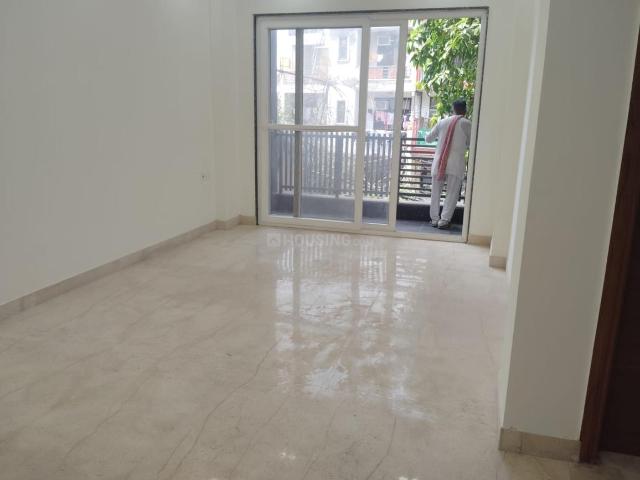 3 BHK Independent Builder Floor in Chittaranjan Park for rent New Delhi. The reference number is 21158398