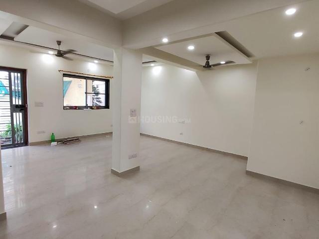 3 BHK Independent Builder Floor in Chittaranjan Park for rent New Delhi. The reference number is 21119565