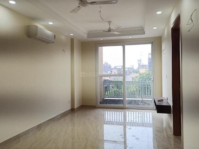 3 BHK Independent Builder Floor in Chittaranjan Park for rent New Delhi. The reference number is 21134353