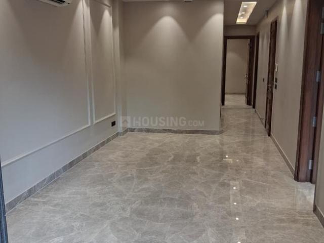 3 BHK Independent Builder Floor in Chittaranjan Park for rent New Delhi. The reference number is 21363140