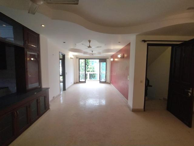3 BHK Independent Builder Floor in Chittaranjan Park for resale New Delhi. The reference number is 19854398