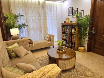 3 BHK Independent Builder Floor in Chittaranjan Park for resale New Delhi. The reference number is 20554807