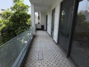 3 BHK Independent Builder Floor in Chittaranjan Park for resale New Delhi. The reference number is 20554905
