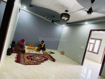 3 BHK Independent Builder Floor in Crossings Republik for resale Ghaziabad. The reference number is 15766669