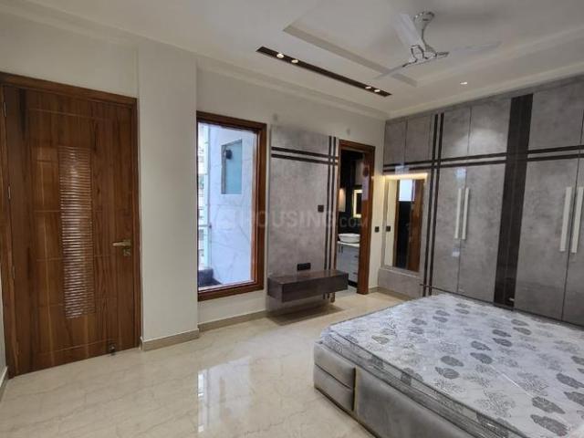 3 BHK Independent Builder Floor in Crossings Republik for resale Ghaziabad. The reference number is 19079541