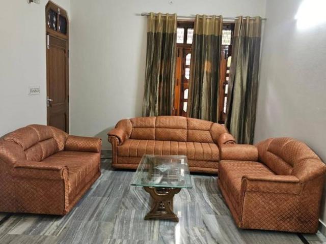 3 BHK Independent Builder Floor in Dugri for rent Ludhiana. The reference number is 21075962