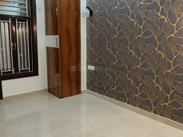 3 BHK Independent Builder Floor in Dwarka Mor for rent New Delhi. The reference number is 19420242