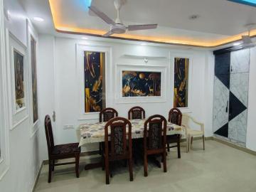 3 BHK Independent Builder Floor in Dwarka Mor for rent New Delhi. The reference number is 19605998