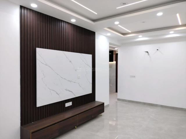 3 BHK Independent Builder Floor in Dwarka Mor for rent New Delhi. The reference number is 19910780