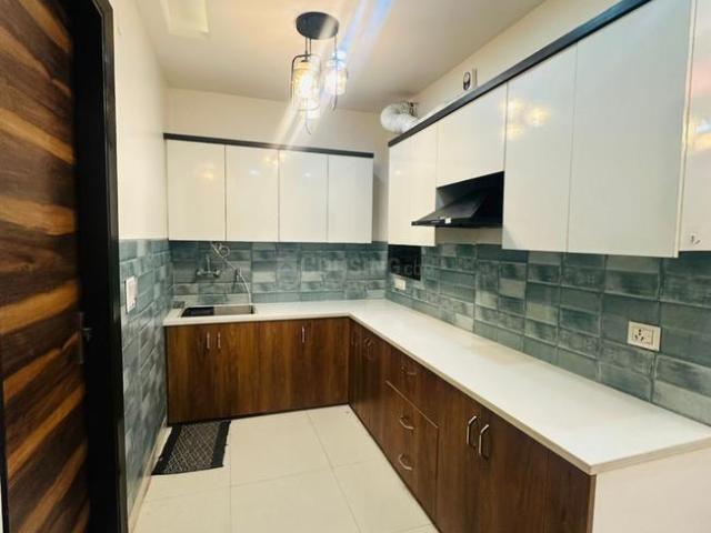 3 BHK Independent Builder Floor in Dwarka Mor for rent New Delhi. The reference number is 19980324