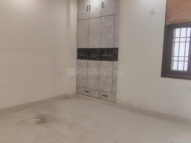 3 BHK Independent Builder Floor in Dwarka Mor for rent New Delhi. The reference number is 20016314