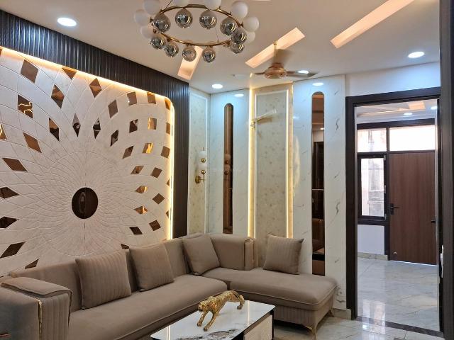 3 BHK Independent Builder Floor in Dwarka Mor for rent New Delhi. The reference number is 20462139
