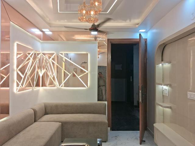 3 BHK Independent Builder Floor in Dwarka Mor for rent New Delhi. The reference number is 20541573