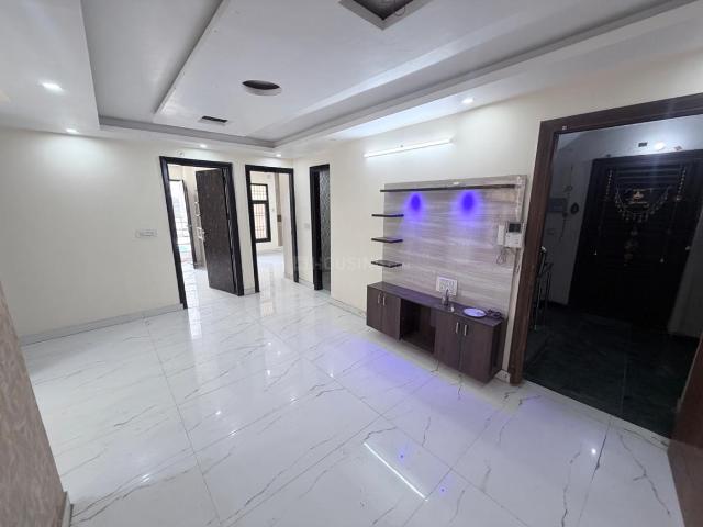 3 BHK Independent Builder Floor in Dwarka Mor for rent New Delhi. The reference number is 20613373