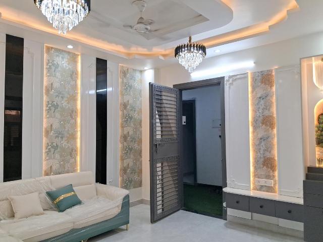 3 BHK Independent Builder Floor in Nawada for rent New Delhi. The reference number is 20707775