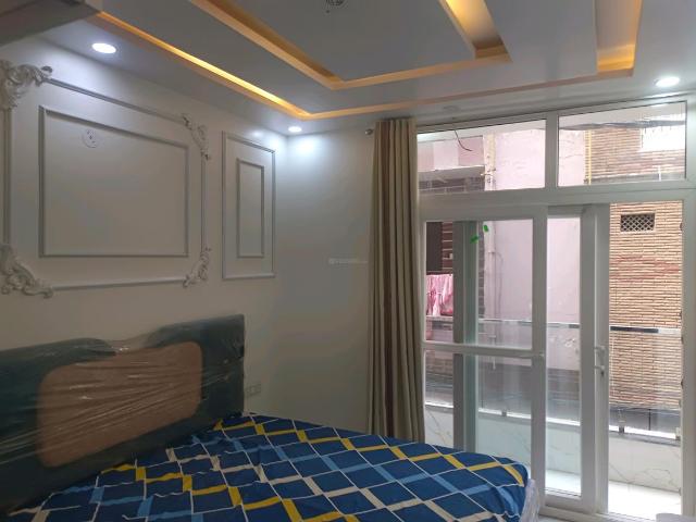 3 BHK Independent Builder Floor in Dwarka Mor for rent New Delhi. The reference number is 20707810
