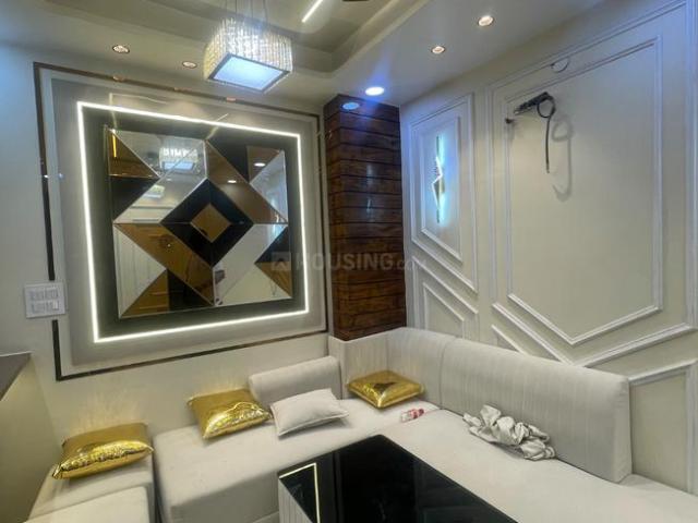 3 BHK Independent Builder Floor in Dwarka Mor for rent New Delhi. The reference number is 20899682