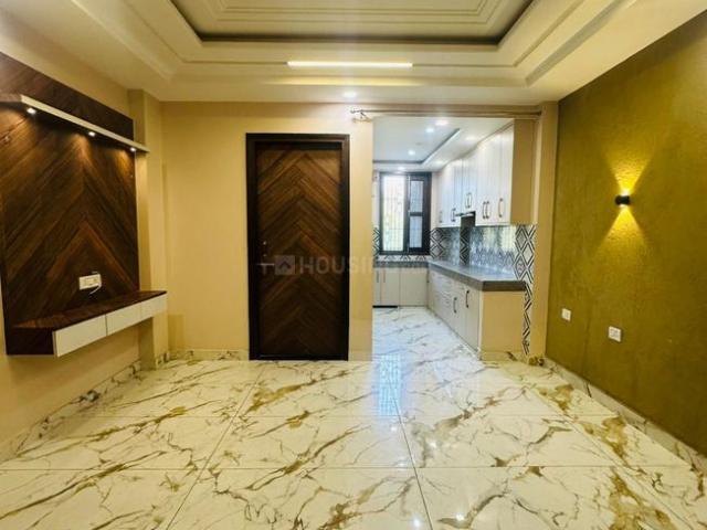 3 BHK Independent Builder Floor in Dwarka Mor for rent New Delhi. The reference number is 21161945