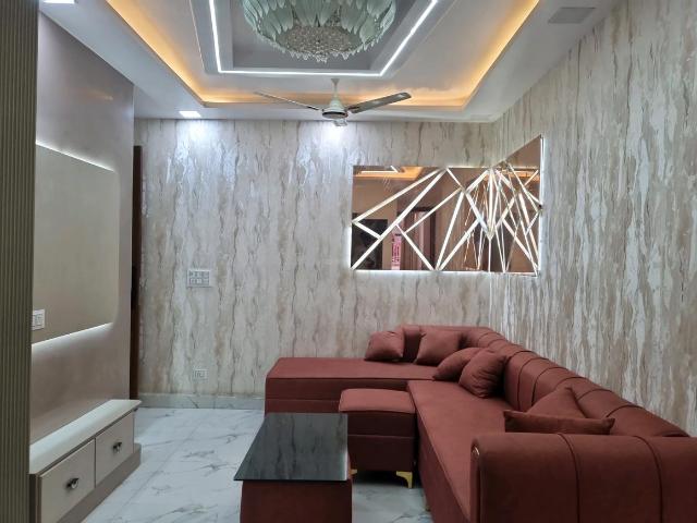 3 BHK Apartment in Dwarka Mor for resale New Delhi. The reference number is 20496949