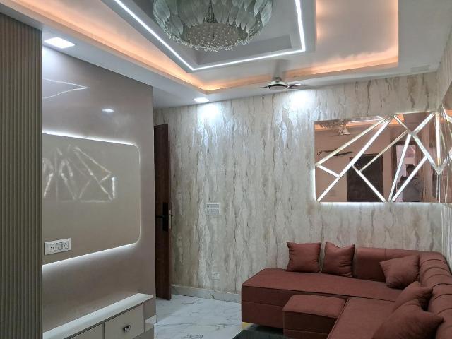 3 BHK Independent Builder Floor in Dwarka Mor for resale New Delhi. The reference number is 20802265