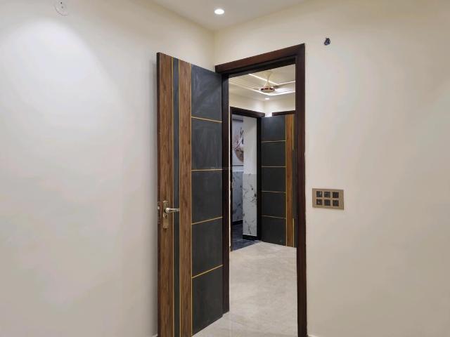 2 BHK Apartment in Razapur Khurd for resale New Delhi. The reference number is 20815921