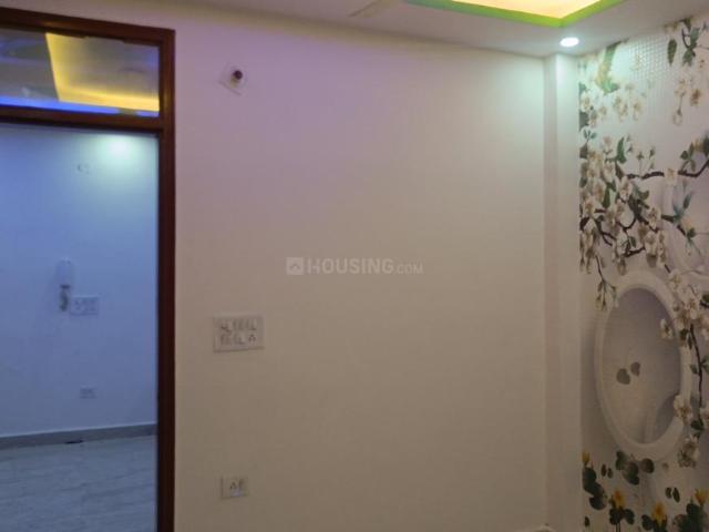 3 BHK Independent Builder Floor in Dwarka Mor for resale New Delhi. The reference number is 20188697