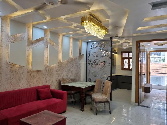 3 BHK Independent Builder Floor in Dwarka Mor for resale New Delhi. The reference number is 20290712