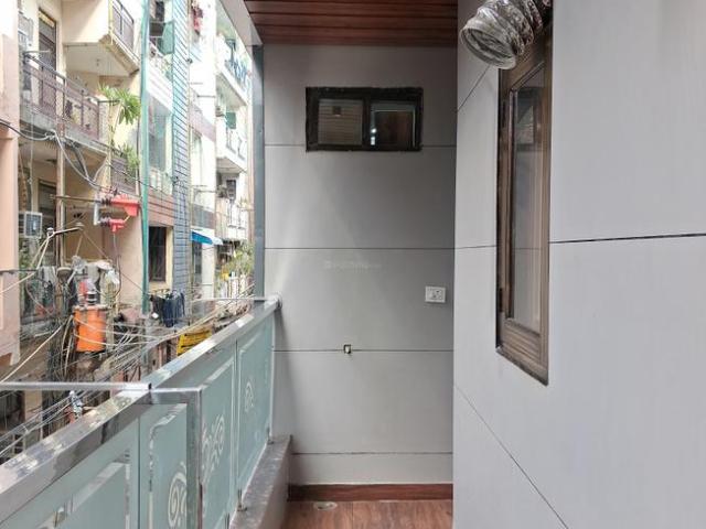 3 BHK Independent Builder Floor in Dwarka Mor for resale New Delhi. The reference number is 21164456