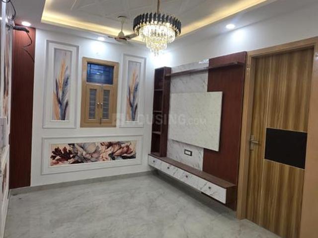 3 BHK Independent Builder Floor in Dwarka Mor for resale New Delhi. The reference number is 21179127