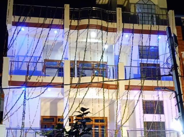 3 BHK Independent Builder Floor in Damodar Nagar for rent Kanpur. The reference number is 20282451