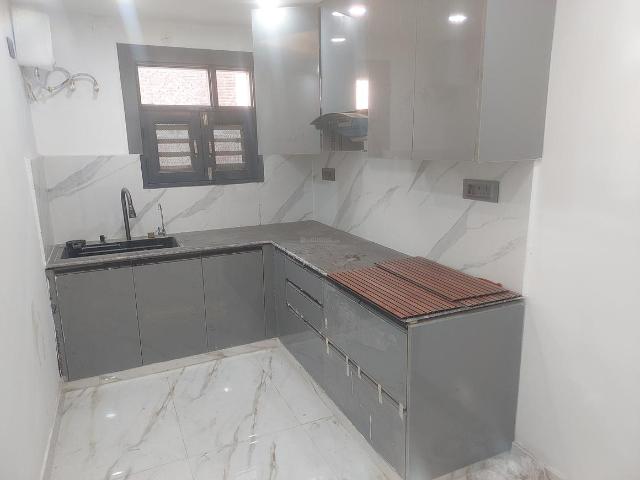 3 BHK Independent Builder Floor in Deenpur for resale New Delhi. The reference number is 16655685