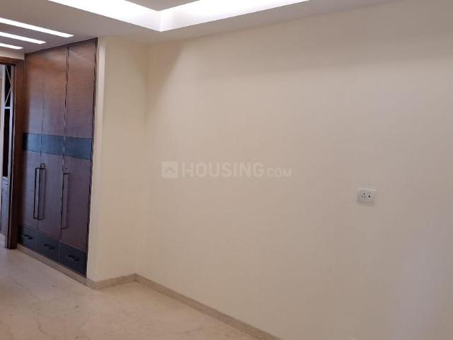 3 BHK Independent Builder Floor in Defence Colony for rent New Delhi. The reference number is 17750771