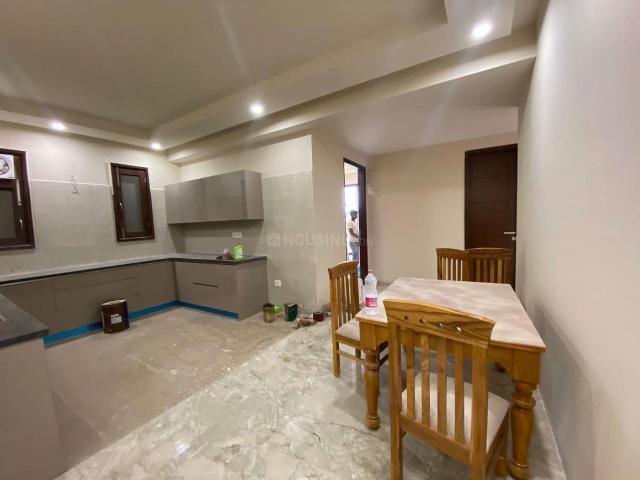 3 BHK Independent Builder Floor in Defence Colony for rent New Delhi. The reference number is 19361339