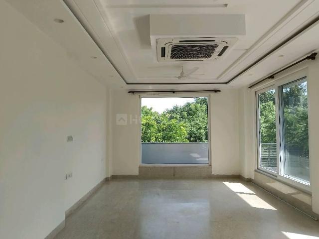 3 BHK Independent Builder Floor in Defence Colony for rent New Delhi. The reference number is 19835978