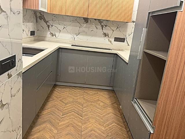 3 BHK Independent Builder Floor in Defence Colony for resale New Delhi. The reference number is 18892105