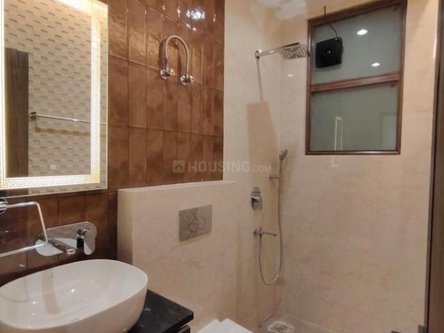 3 BHK Independent Builder Floor in Defence Colony for resale New Delhi. The reference number is 20013497
