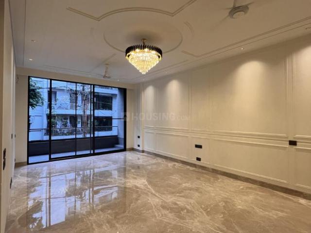 3 BHK Independent Builder Floor in Defence Colony for resale New Delhi. The reference number is 21329731