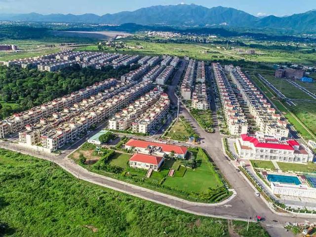 3 BHK Independent Builder Floor in DLF The Valley for resale Panchkula. The reference number is 20910267