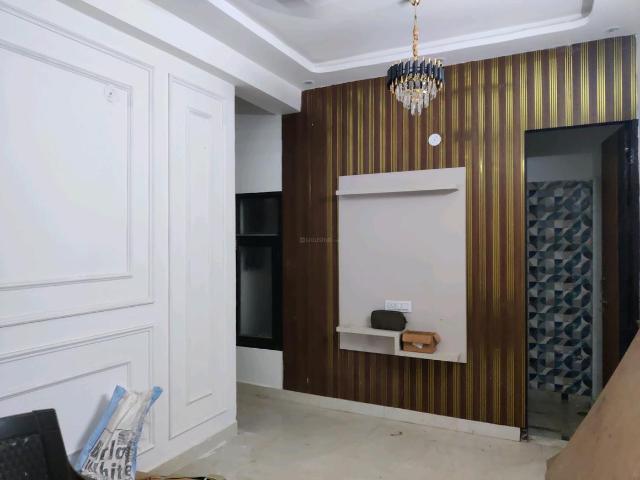 1 BHK Independent Builder Floor in Ahmed Nagar Nawada for resale Ghaziabad. The reference number is 20462388