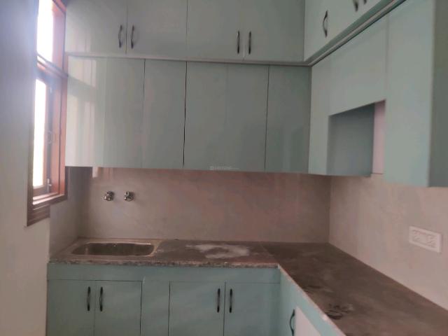 3 BHK Independent Builder Floor in DLF Ankur Vihar for resale Ghaziabad. The reference number is 20955403