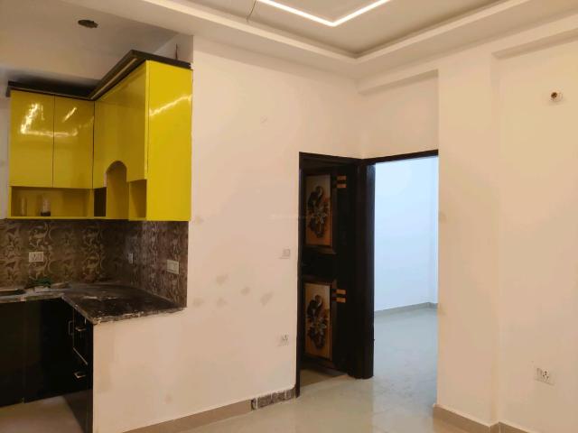 2 BHK Independent Builder Floor in DLF Ankur Vihar for resale Ghaziabad. The reference number is 20955400